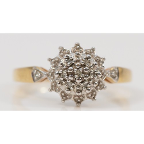 1470 - A 9ct gold diamond cluster ring, stated 0.05ct of diamond, P, 2.9g