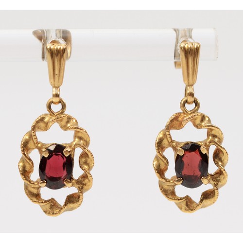 1498 - A pair of 9ct gold garnet drop earrings with scroll backs, 25mm total length, 2.9g