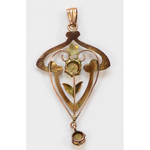 1279 - A 9ct gold Edwardian garnet topped doublet pendant, 45mm total length, 2g