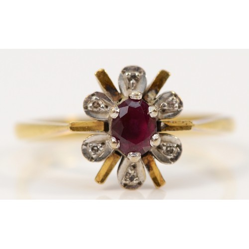 1386 - An 18ct gold vintage ruby and diamond floral burst cluster ring, O 1/2, 3.4g