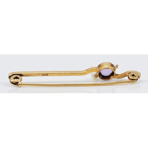 1236 - A 9ct rose gold antique amethyst and seed pearl brooch, 45mm across, 1.8g