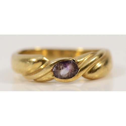 1458 - A 9ct gold bezel set amethyst ring, N 1/2, 3.4g