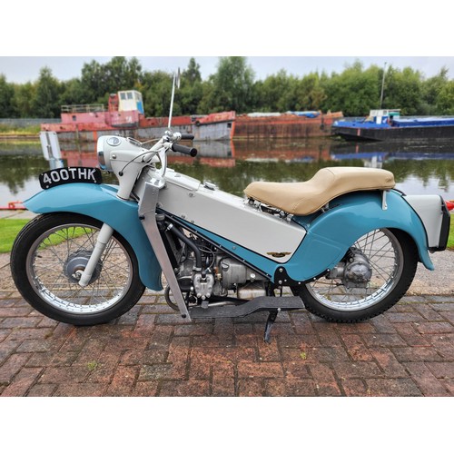 538 - 1960 Velocette LE, 200cc. Registration Number 400 THK, Frame Number 1976/34, Engine Number 1976/3.
S... 