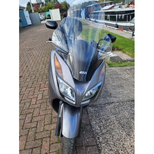 454 - 2013 Honda Forza NSS300 Scooter, 279cc. 14,338 Miles. Registration Number LN63 XEJ. Vin Number MLHNF... 