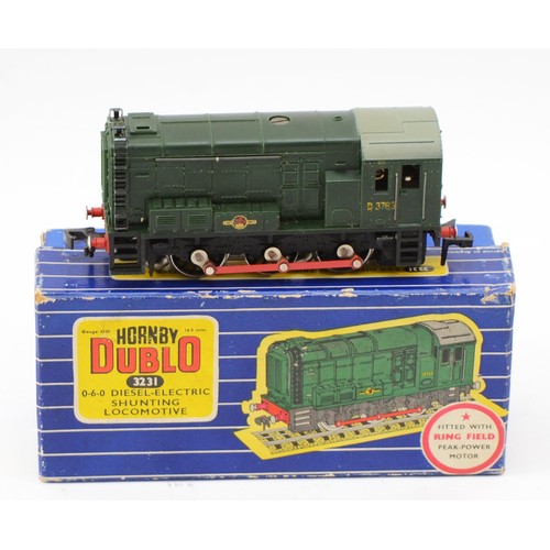 15 - Hornby 00 gauge Railways; Dublo 0-6-0 diesel - electric shunting locomotive 3231, boxed, together wi... 