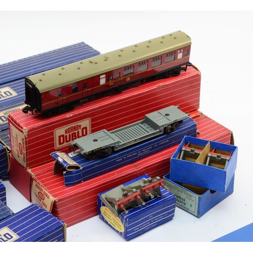 26 - Hornby 00 Gauge Railways; Dublo boxed rolling stock, to include bogie bolster wagons, meat vans, hor... 