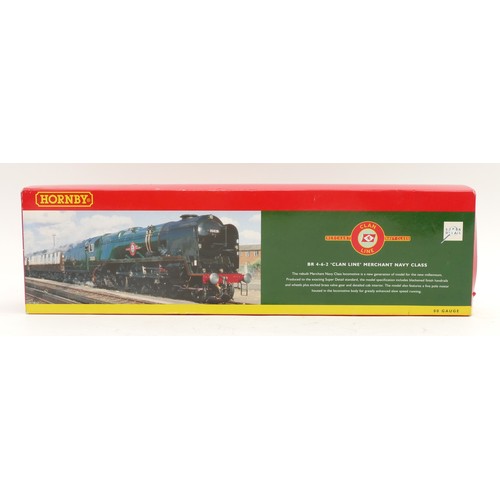 30 - Hornby 00 gauge Railways; B.R 4-6-2 'Clan Line' locomotive and tender, merchant navy class, boxed (u... 