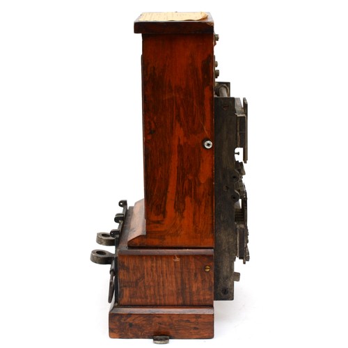 54 - A Spagnoletti block instrument.