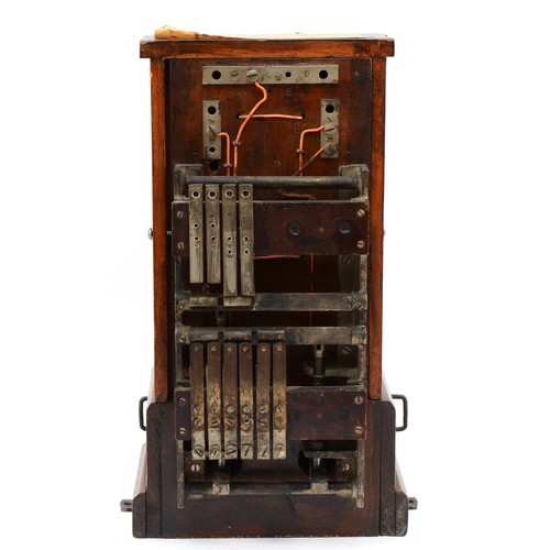 54 - A Spagnoletti block instrument.