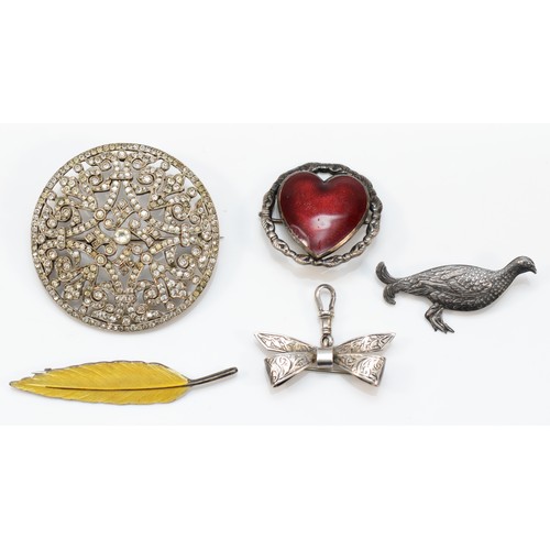 51 - An unmarked silver and red enamel heart brooch30mm and four other silver brooches, 44gm