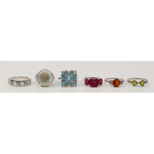 85 - Six silver and gemset rings, P - R, 27gm