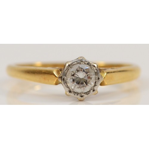 105 - An 18ct gold brilliant cut diamond solitaire ring, Birmingham 1961, K, 2.5g