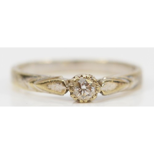 141 - A 9ct gold diamond solitaire ring, diamond weight approx 0.20ct, O, 2.5g