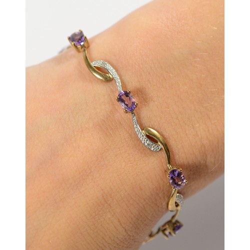 173 - A 9ct gold amethyst and diamond bracelet, 19cm, 6.2g