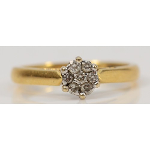 191 - An 18ct gold vintage diamond floral cluster ring, J, 2.6g