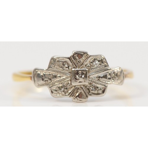 555 - An 18ct gold and diamond Art Deco ring, M, 2.1g