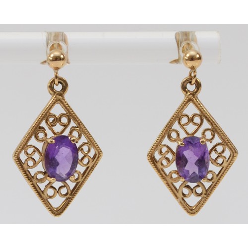 577 - A pair of 9ct gold amethyst drop earrings, 25mm drop, 2.4g