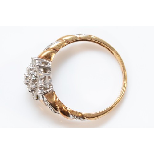 608 - A 9ct gold and brilliant cut diamond cluster ring, total diamond weight approximately 0.25ct, P, 2.2... 