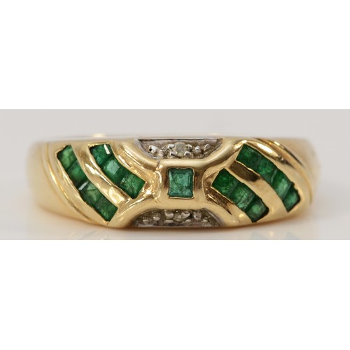 617 - A 9ct gold emerald and diamond dress ring, N 1/2, 3.5g