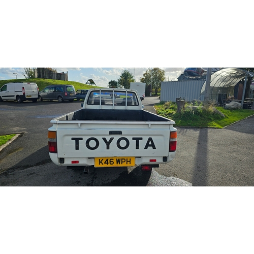 409 - 1992 Toyota Hi-Lux 4X2 pickup, 1812cc petrol. Registration number K46 WPH. VIN number JT131TN8509969... 