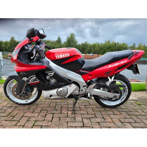 499 - 1998 Yamaha YZF 600R, Thundercat, 599cc. Registration number S317 RUY. Frame number JYA4TV0000004005... 