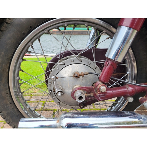 510 - 1957 BSA B31, 348cc. Registration number 162 XVB (non transferrable). Frame number EB31 6292. Engine... 