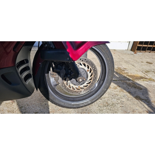 511 - 1998 Honda ST1100A Pan European, 1084cc. Registration number R310 YHL. Frame number JH2SC26B8WM20016... 