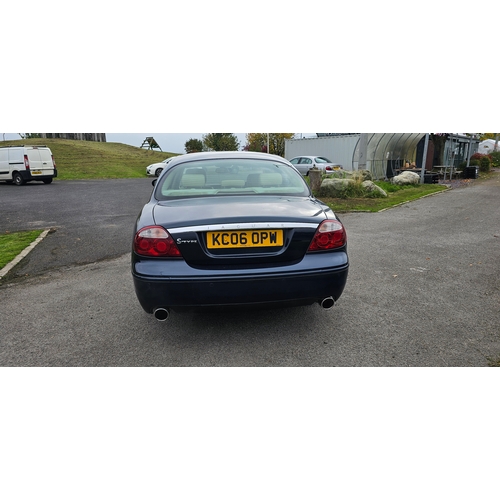 416 - 2006 Jaguar S Type V8 SE auto, 4,196cc. Registration number KC06 OPW. VIN number SAJAC01P46HN69923. ... 