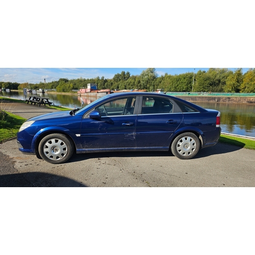 417 - 2008 Vauxhall Vectra Exc CDTI 120. Registration number BV08 KCU.
Sold with the V5C, MOT until 28/04/... 