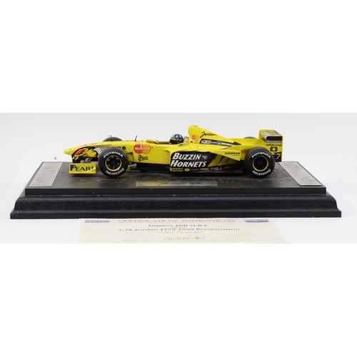 45 - Diecast Legends, Damon Hill, Jordan J199, 1999, limited edition of 500, scale 1:18, signed, CoA, no ... 