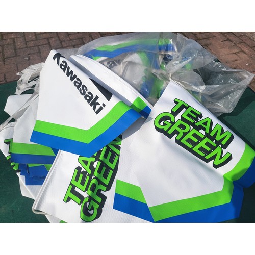 59 - Kawasaki Team Green Racing Vinyl Bunting, original and appears unused. A  good length, made from hea... 