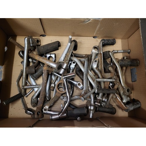 170 - A Quantity of Motorcycle Levers and Pedals