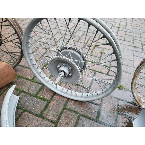 200 - Pre-War BSA Spares, Four wheels, five mudguards, three wheel rims. (12 items)