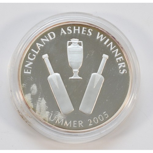 107 - Ashes Winners 2005 silver proof 5oz coin in plastic case