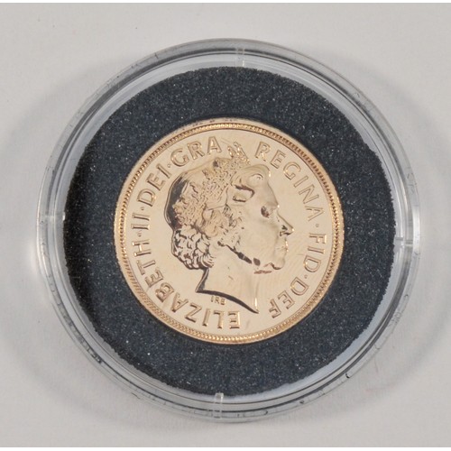 117 - Royal Mint, a 2010 gold proof Sovereign in a plastic case