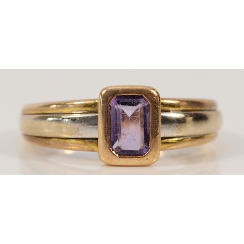 642 - A 9ct gold amethyst solitaire dress ring, L 1/2, 2.7g