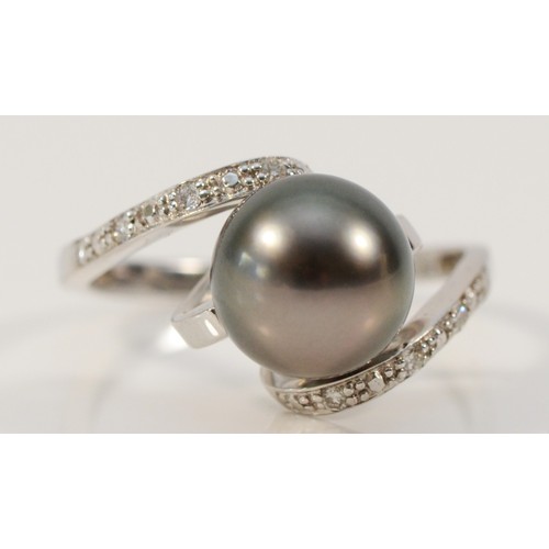 646 - A 9ct white gold cultured pearl and brilliant cut diamond dress ring, 9mm pearl, N 1/2, 3.8g