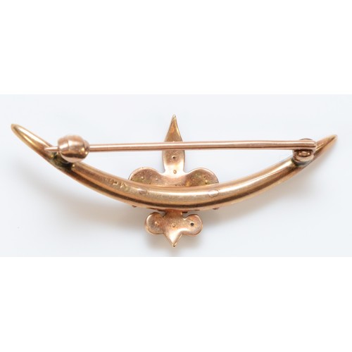 202 - A 9ct rose gold Victorian seed pearl fleur-de-lis brooch, 40mm across, 2.6g