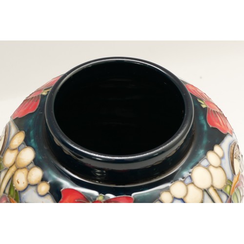 370 - A Moorcroft ginger jar, in the pattern, 'Mistle Thrush', designed by Vicky Lovatt, dated 2015, H-15c... 