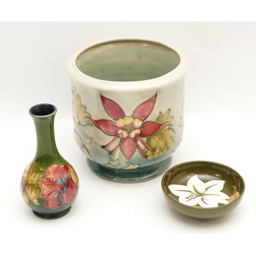 385 - Three Moorcroft pieces, with signatures to the base indicating an manufacturing period of 1950-86, t... 