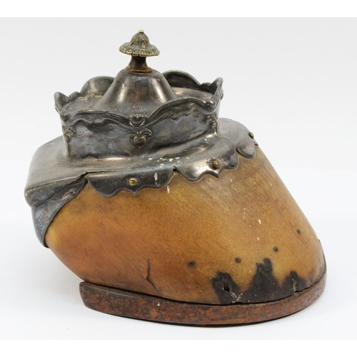 450 - A Victorian EPBM mounted horses hoof, with hinged cover, 16cm