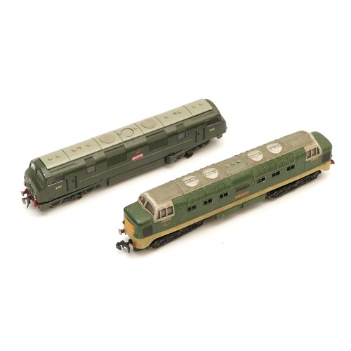 10 - Hornby Dublo 00 gauge Crepello D9012 diesel locomotive, and a Bachman Vanguard D801 locomotive (2)