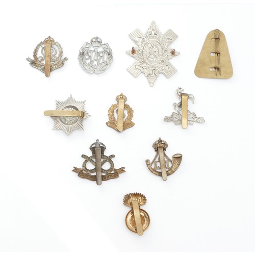 263 - 10x Military cap badges, to include Military Police, South Staffordshire and D.L.I.