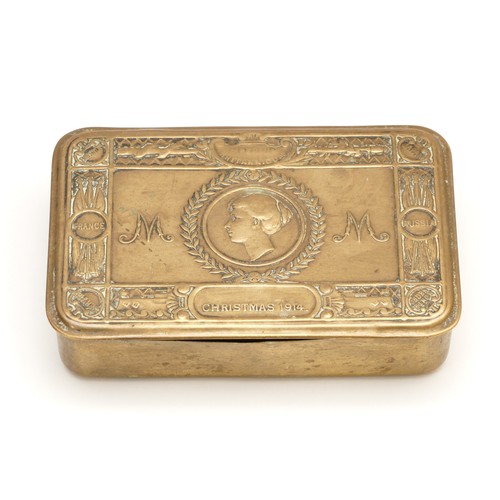 281 - A WW I brass Queen Mary 1914 Christmas tin, 13
x 8.5cm.