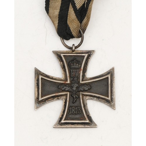 339 - WWI German 2nd class Iron cross, clasp stamped 800.