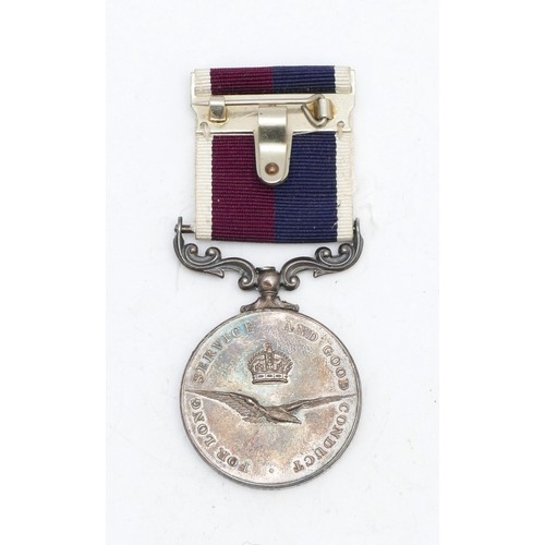 365 - ERII R.A.F Long Service medal, awarded to CPL. B. Thomas. (S8007511) R.A.F.