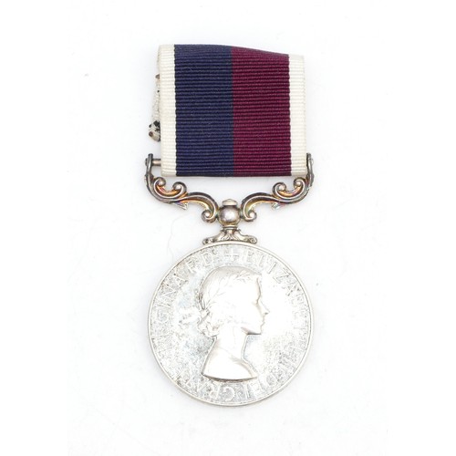 366 - ERII R.A.F Long Service medal, awarded to SGT G. D. Hobson. (D8123926) R.A.F, boxed.