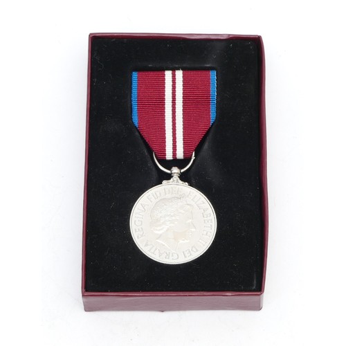 372 - ERII 1952-2012 Queens Diamond Jubilee medal, boxed