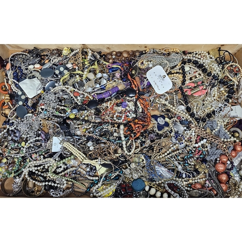 3 - Approximately 10kg of costume jewellery, unchecked