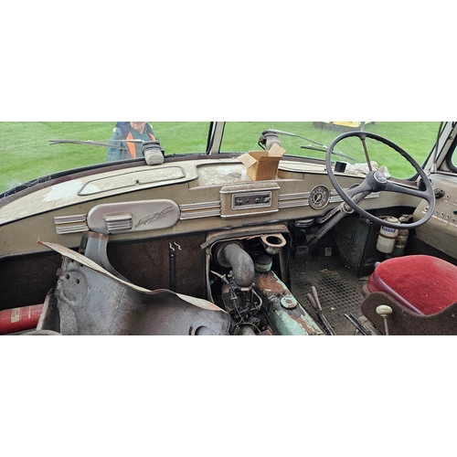  1960 Bedford SB3 Duple Super Vega, petrol. Registration number 551 HHW. Chassis number SB3 73484. 
S... 